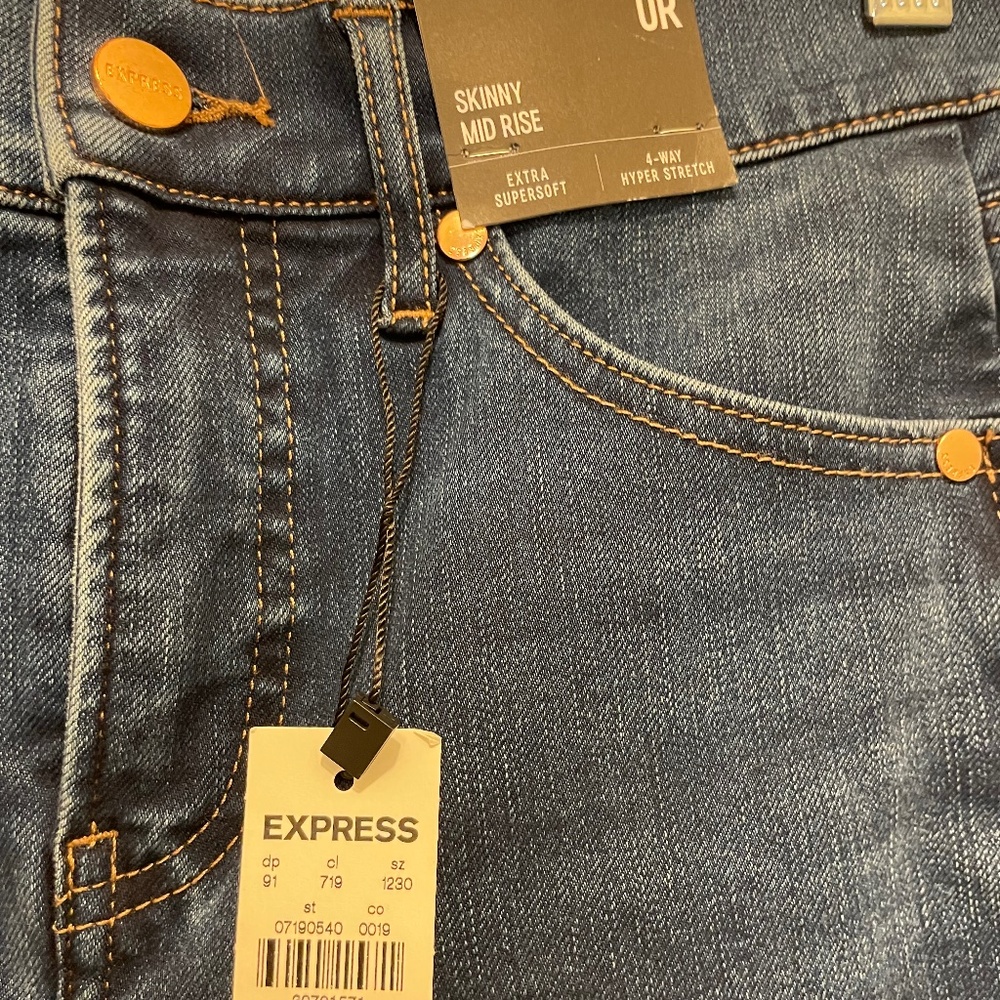 Express skinny mid rise jeans- size 0R